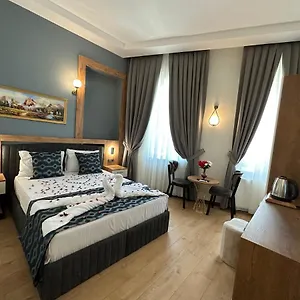 5* Szálloda Newalla Old