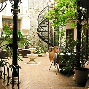מלון Boutique Mtiebi טביליסי