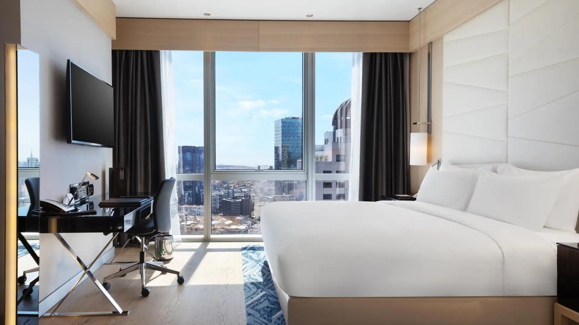 Wyndham Grand Istanbul Levent Hotel & Conference Center 5*,  Turkey