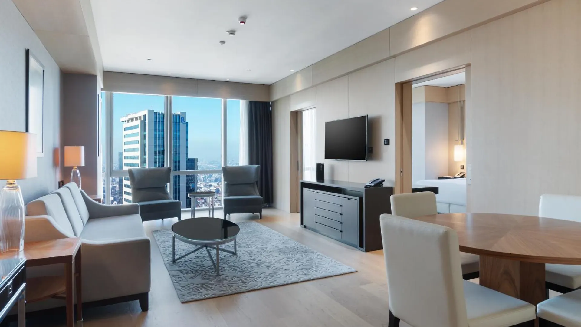 Wyndham Grand Istanbul Levent Hotel & Conference Center