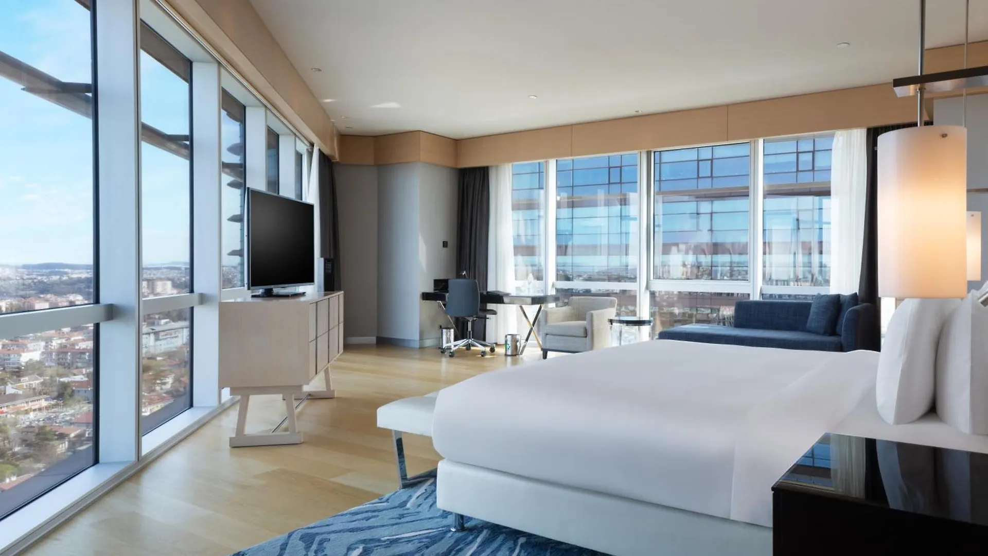Wyndham Grand Istanbul Levent Hotel & Conference Center