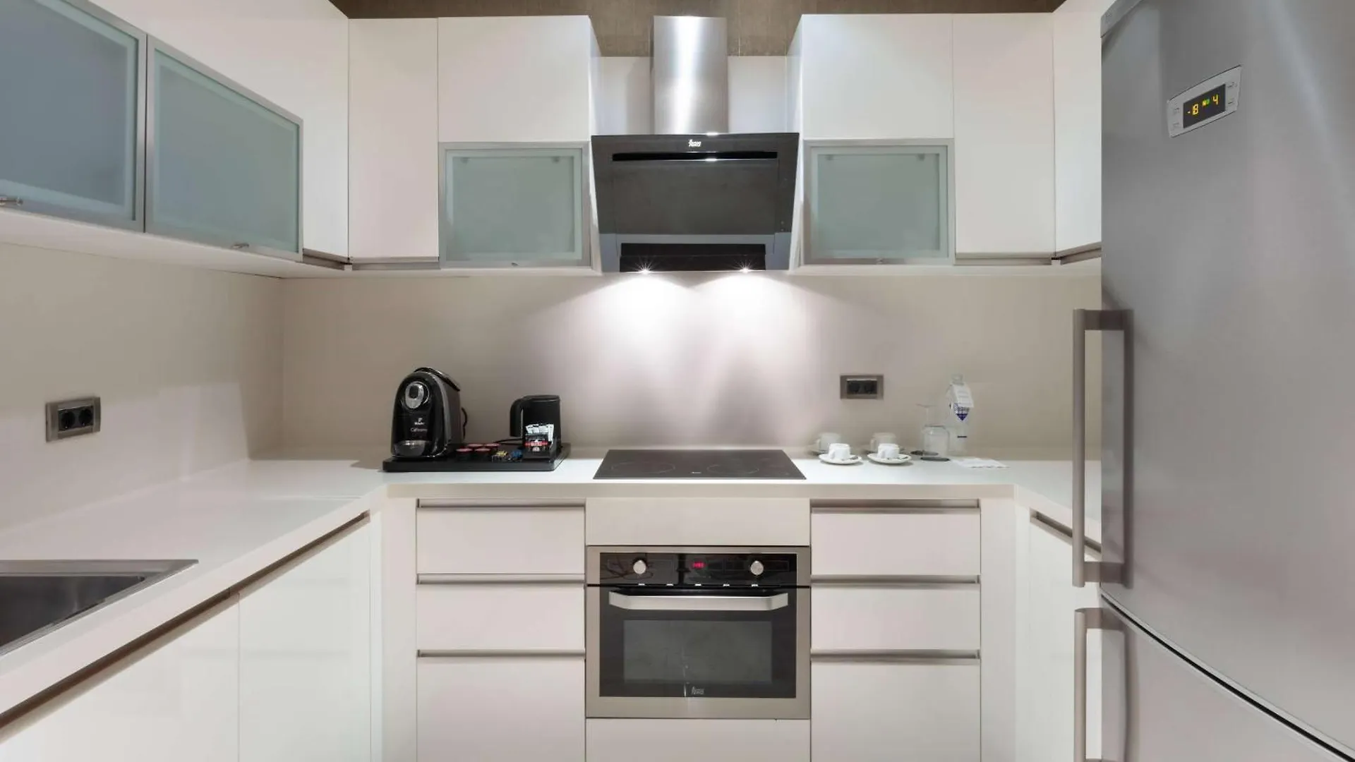 Wyndham Grand Istanbul Levent Hotel & Conference Center 5*,  Турция